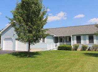 127 Creekside Dr, Painted Post, NY 14870