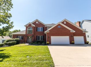 2700 W Woodberry Ct, Columbia, MO 65203
