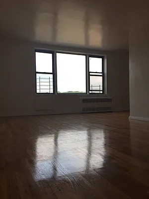 Rented by Lang Realty LLC | media 25