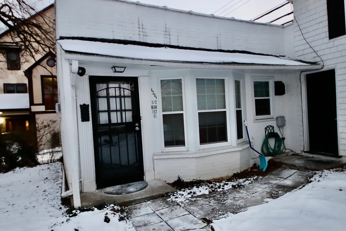 Building Photo - 4204 Roland Ave