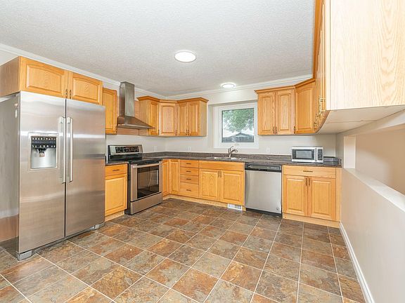 4th image of 18508 55th Ave NW