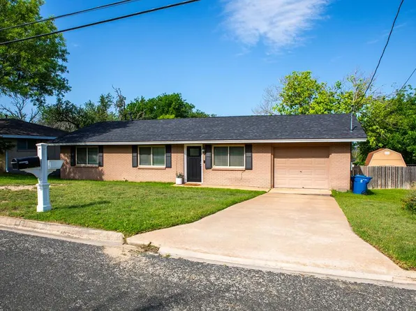 1117 Barbara Ann St, Kerrville, TX 78028