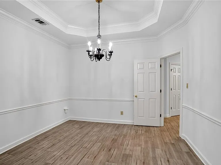 10825 Pinewalk Forest Cir — Photo 14