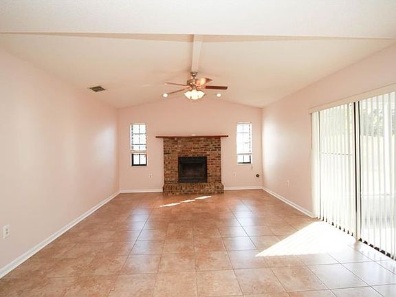 5th image of 5328 Montserrat Dr