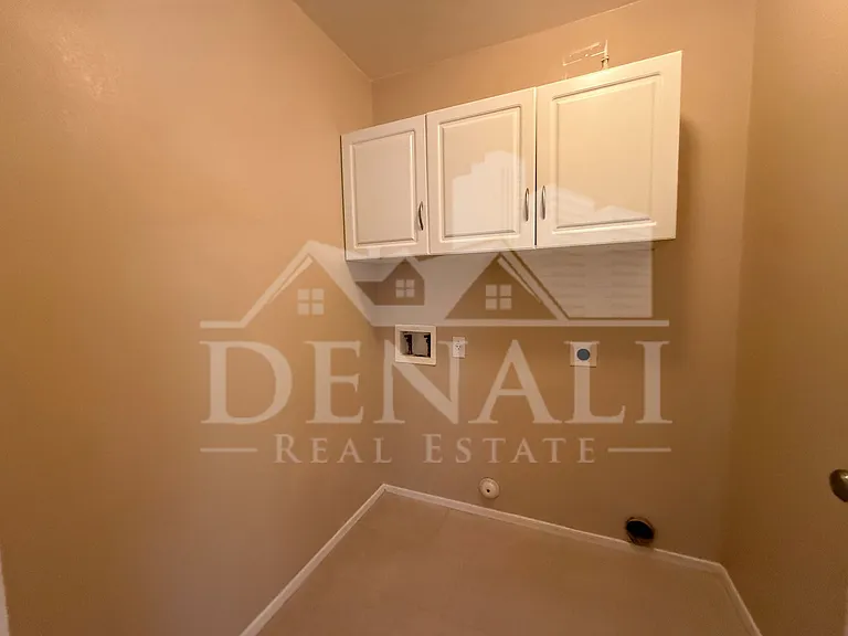 805 S Esmeralda — Photo 26