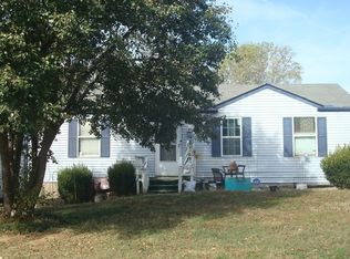 104 Cedar Ridge Dr, La Vergne, TN 37086