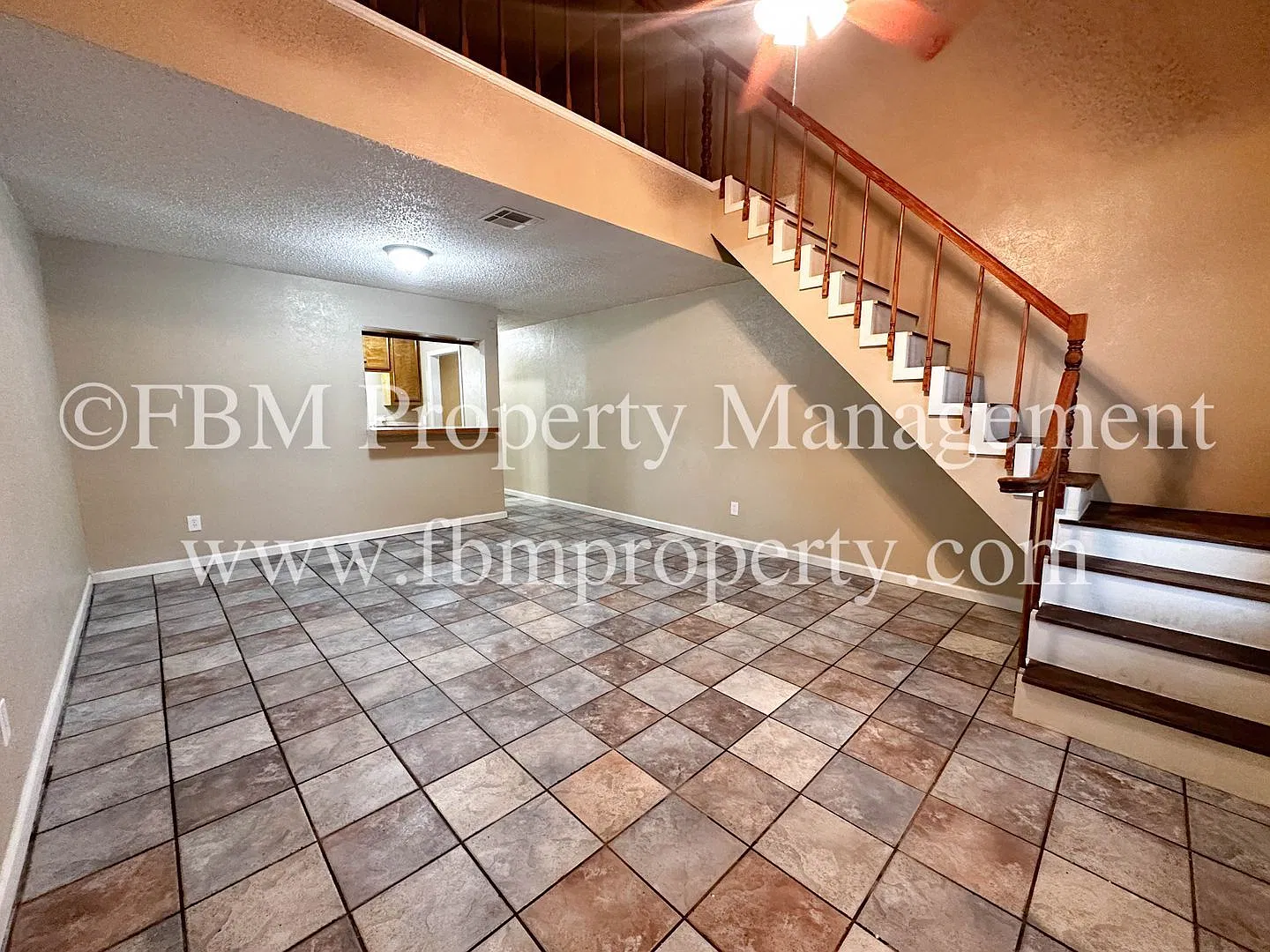 2 bed, 2.0 bath, 1350 sqft, $1,095 — Photo 3