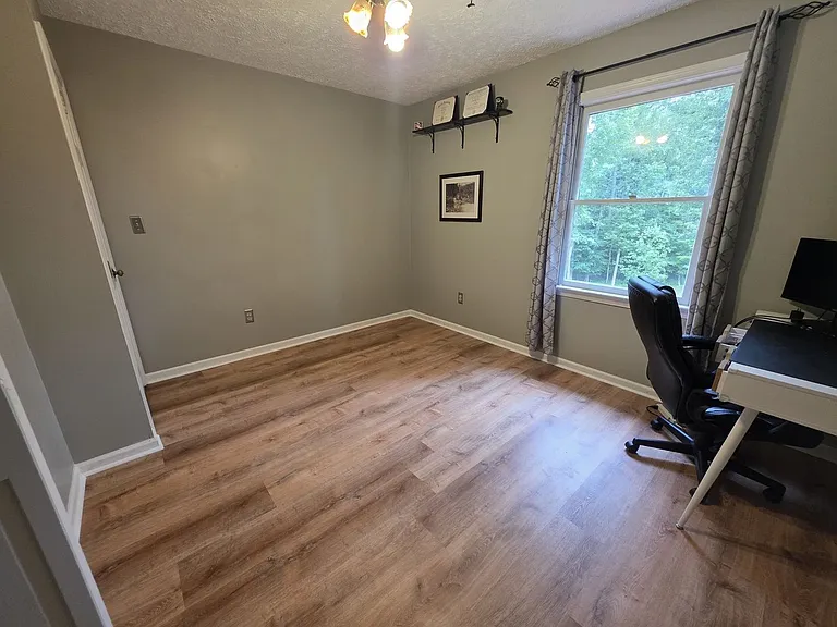 127 Pilgrim Cv — Photo 5