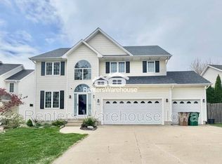 748 78th Pl, West Des Moines, IA 50266