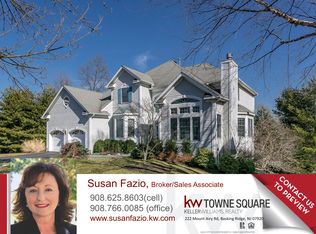 14 Beacon Crest Dr, Basking Ridge, NJ 07920