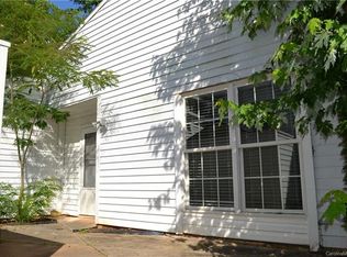 7151 Stonington Ln, Charlotte, NC 28227