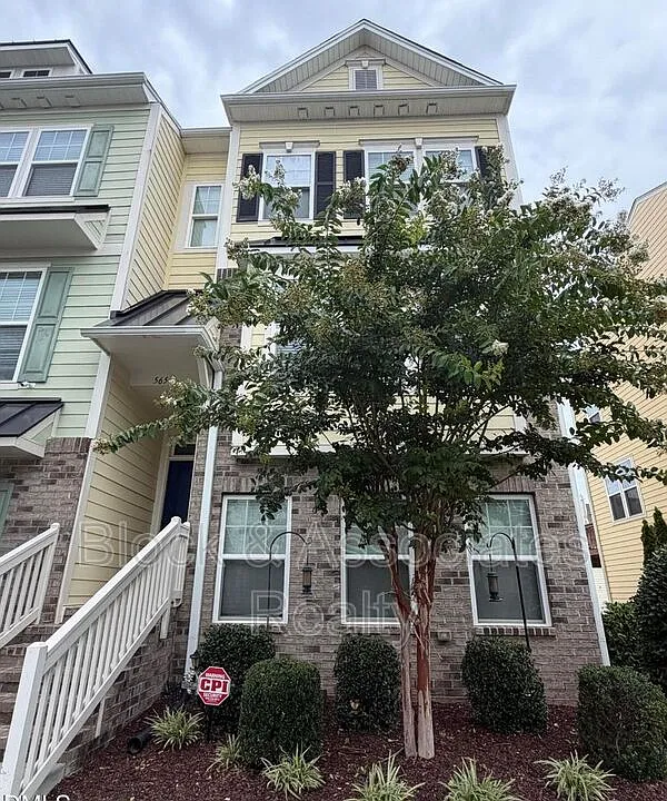 565 Grand Central Sta