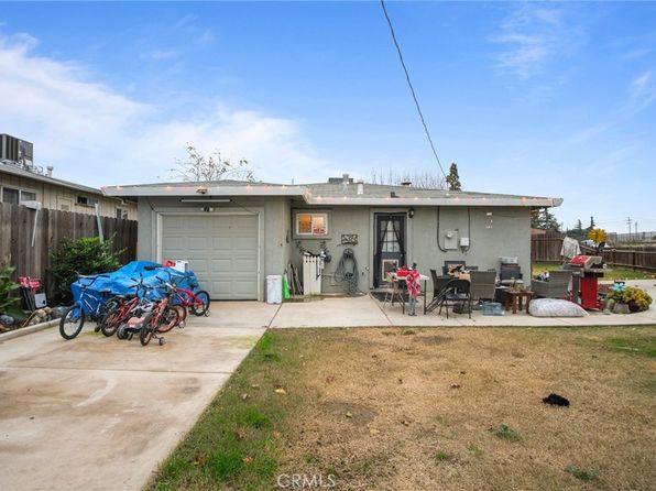 1140 Front St, Livingston, CA 95334