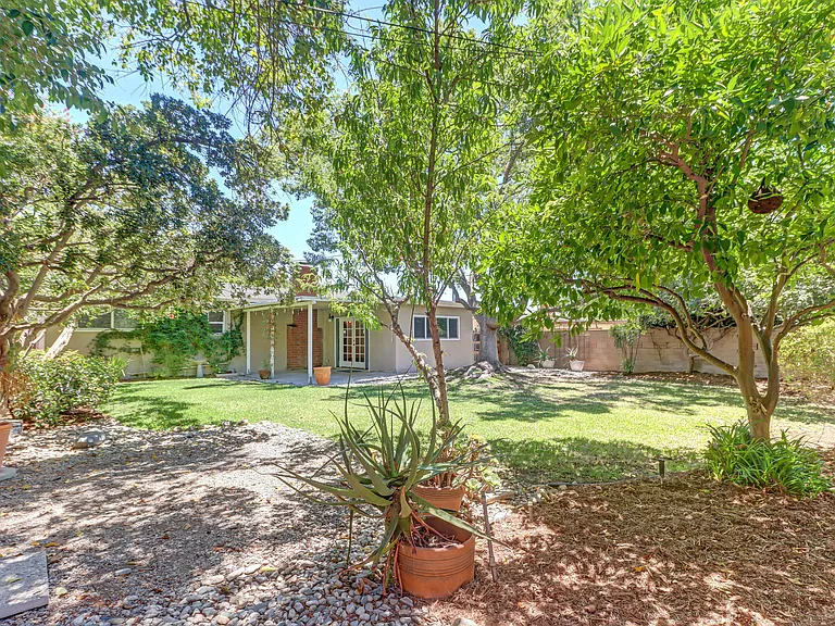 3021 Rhodelia Ave — Photo 30
