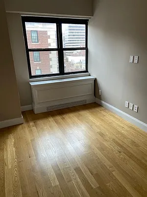 Rented by UES Management | media 4