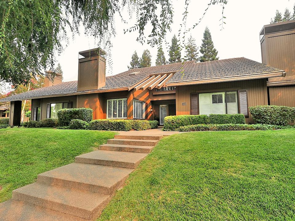 Front view of 11450 Coloma Rd.