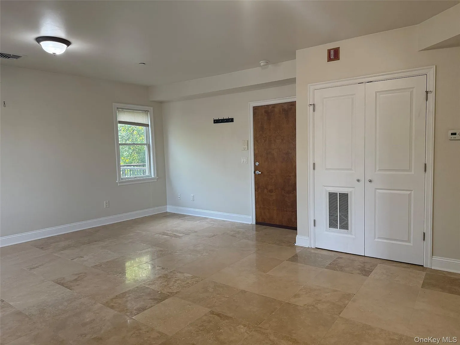 1 bed, 1.0 bath, 650 sqft, $2,250 — Photo 3