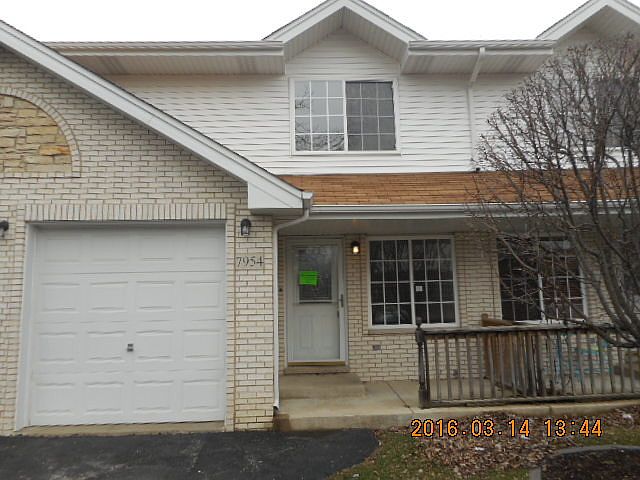 1st image of 7954 W 108th St #G