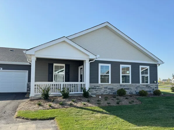 1124 Williamsburg St, Pingree Grove, IL 60140
