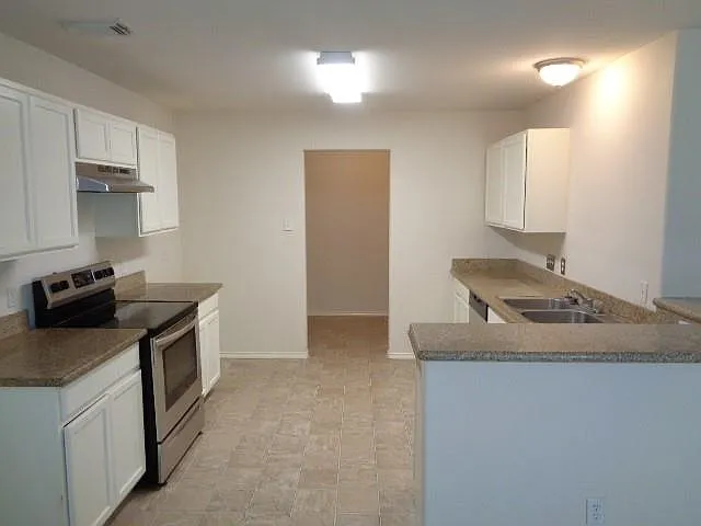 16746 Fallen Timbers Dr — Photo 6