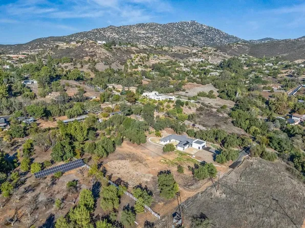 15176 Vali Hai Rd, Poway, CA 92064
