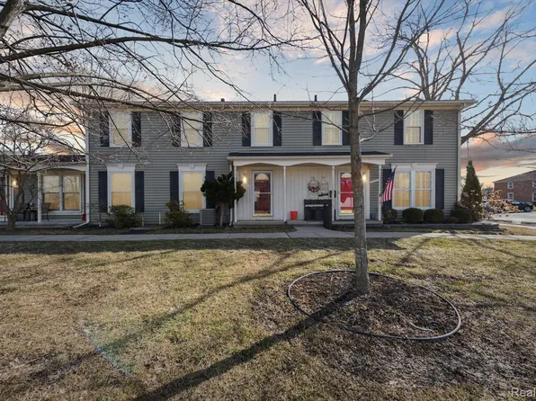 28307 Greenbriar Way, Trenton, MI 48183