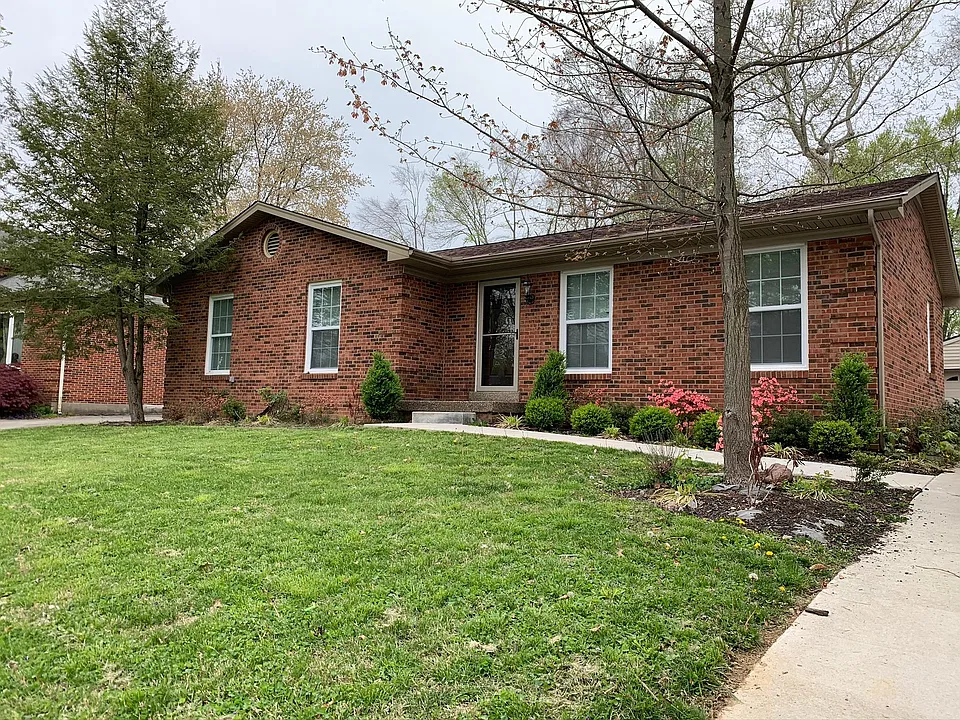 10613 Linn Station Rd