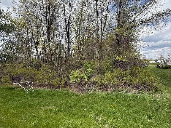 3rd image of 8235 E Sidney Rd