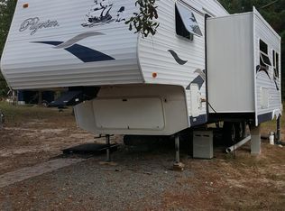 1105 Walnut Hill Rd #19, Leesville, LA 71446