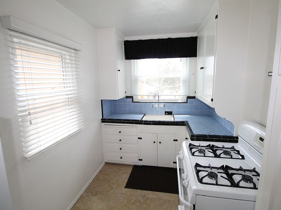 1st image of 3654 Texas St