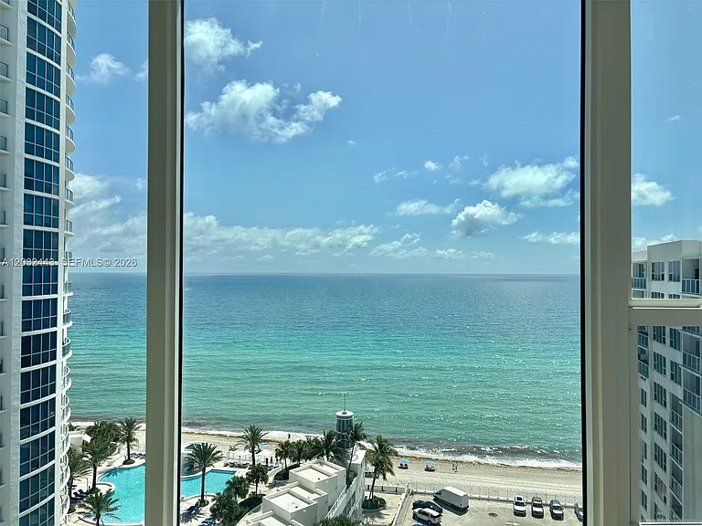 3505 S Ocean Dr #1506 — Photo 22