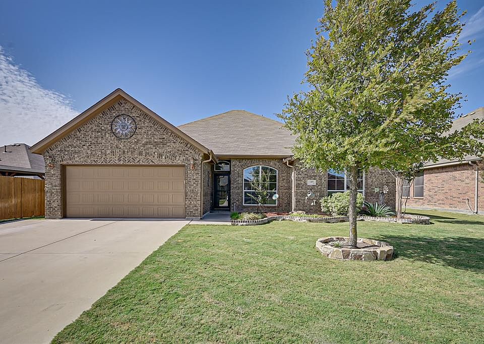1st image of 1207 Lantana Ln
