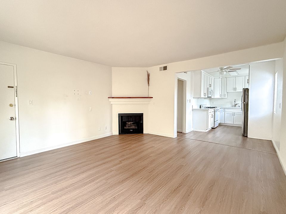 1st image of 4528 Murietta Ave APT 6