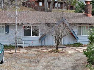 30371 Live Oak Dr, Running Springs, CA 92382