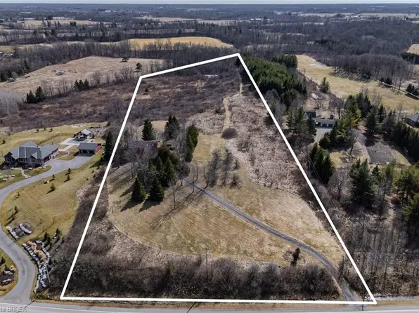 39 Baptist Church Rd, Brant, ON N3T 5L4