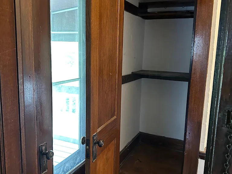 1318 W 102nd St #2 — Photo 14