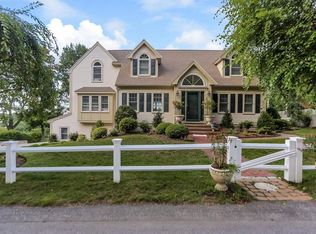 21 Prospect Ave, Hull, MA 02045