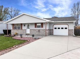 410 Ackerman Pl, Troy, IL 62294