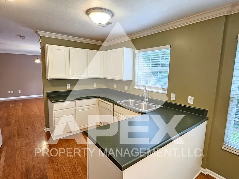 10808 Topview Ln — Photo 6