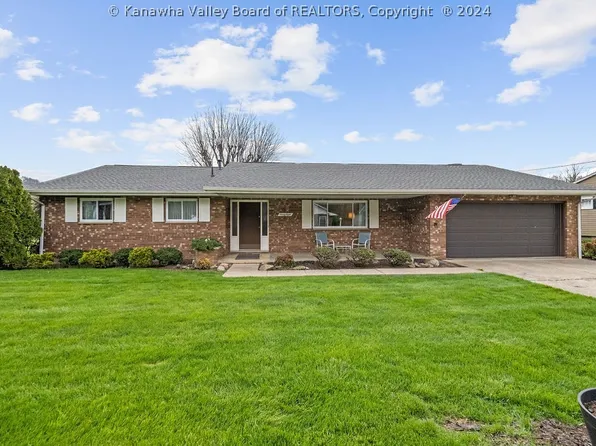 98 Riverbend Blvd, Saint Albans, WV 25177