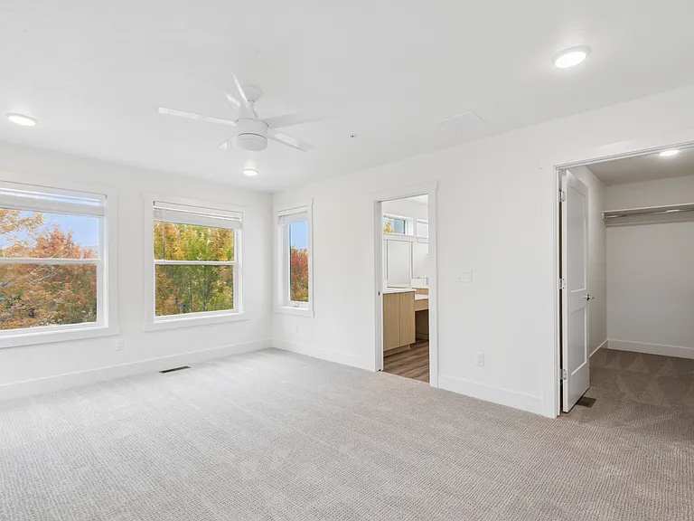 5825 W Hidden Springs Dr #200 — Photo 22