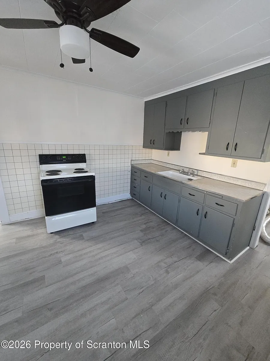 Building Photo - 1249 Blair Ave #2