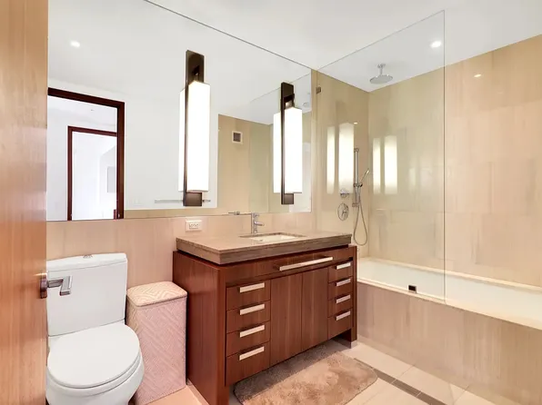 400 Fifth Avenue image 10 of 17