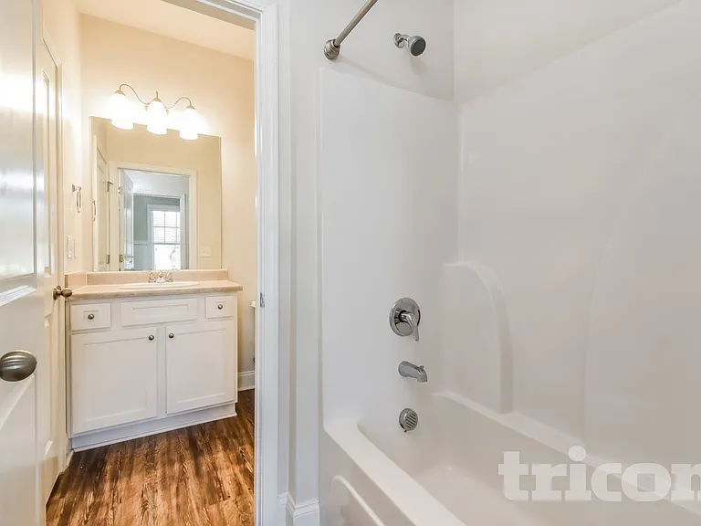 4302 Bella View Dr — Photo 10