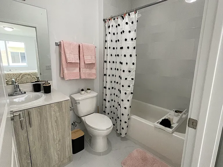 6395 SW 8th St — Photo 7