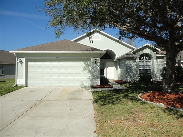 1st image of 3102 Castle Rock Cir