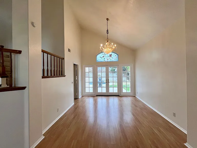 13940 Annandale Ln — Photo 6