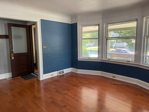 3rd image of 1511 Mars Ave #1511