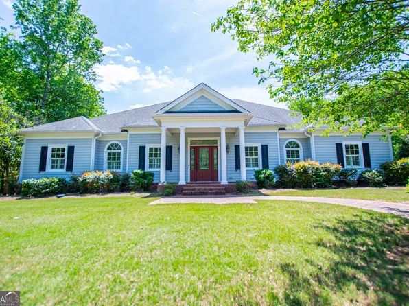 133 Stonegate Trl, Carrollton, GA 30116