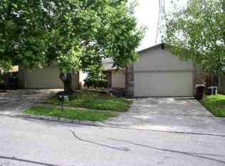 7130 Rimwood St, Live Oak, TX 78233